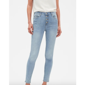 Banana Republic Factory: Extra 40% Off Clearance + 15% Off - Women's Sculpt Skinny Jean $16.31 | Men's Aiden Shorts from $10.19, Aiden Chinos $16.31 + FS on $50+