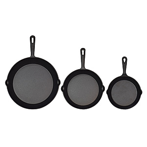 Jim Beam Skillets and Mitten Multipacks - 3 Piece Cast Iron Skillets with FREE Silicon Heat Protection Grilling Mitten at Walmart $23 $22.97