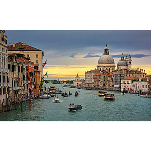 6-Night Italy Vacation (Venice Rome & Florence) WIth Airfare, Rail & Hotels From LAX JFK ORD - Starting $999 Per Person Based on Dbl Occ - Book by January 26, 2024