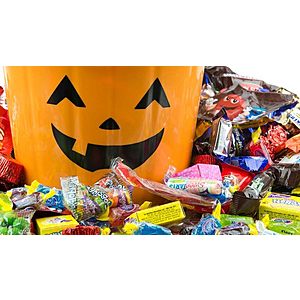 Halloween Candy 50% Off At Kroger Friday-Sunday (with digital coupon) $1.75+